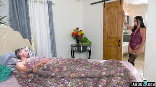 Ӓтявел анал кӓпӓн ӹдӹрвел трахать латиноамериканский ӹшке тошты