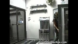 ���ழகான முதிர்ந்த செக்ஸ் கொடுக்கிறது முதலாளி சிறந்த வேலை தங்க நிற பல பளப்பான முடி