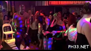 שוואַרץ סטשלאָנג קוקן פֿאַר באַרען